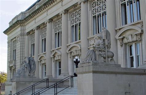 Sculptures, Illinois Supreme Court Building, Springfield, … | Flickr