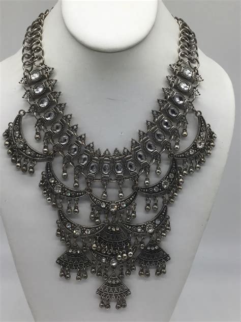 Large Silver Tone Statement Necklace | EstateSales.org