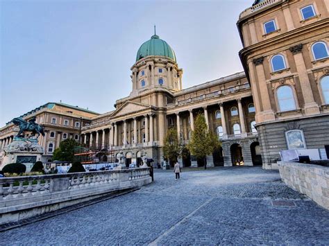 Things to See at Buda Castle & Fisherman's Bastion in Budapest