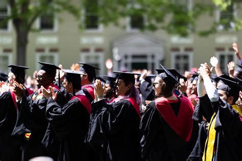 Harvard Business School Celebrates 113th Commencement - News - Harvard ...