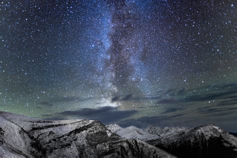 Under a sea of stars | Canadian Geographic