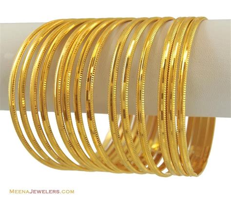 Pin by laddu s a on beautiful bangles | Plain gold bangles, Gold bangle ...