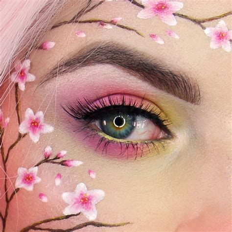 Cherry Blossom Makeup 🌸💕 | IG: @georgiarosex | Make up artistik ...