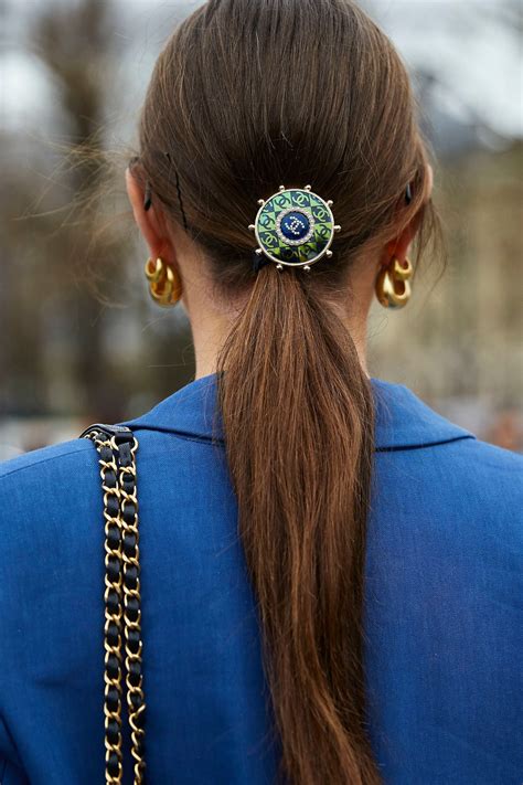 How To Wear Barrettes In 2019 Without Looking Like A Grade-Schooler