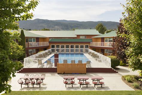 Days Inn by Wyndham Penticton Conference Centre | Penticton, BC Hotels