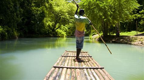 Guide to Bamboo Rafting in Jamaica