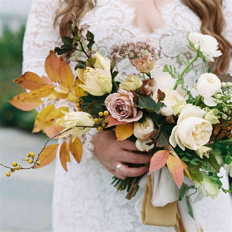 47 Beautiful Bouquets for a Fall Wedding