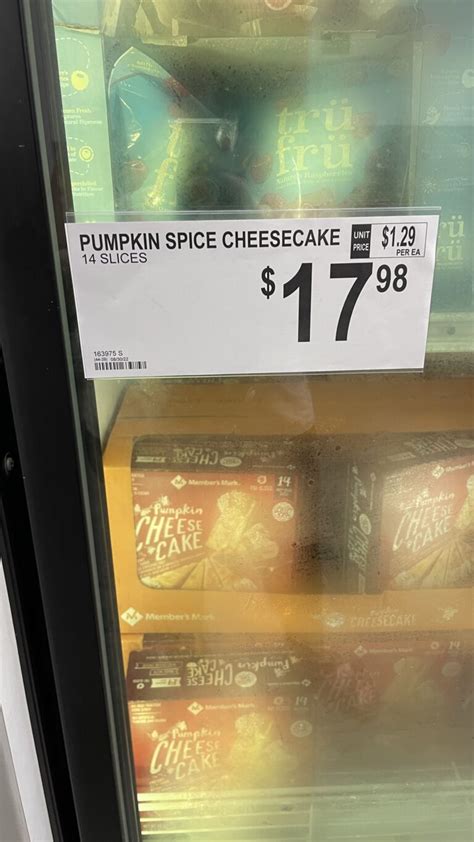 Sam's Club is Selling Pumpkin Cheesecake So You Can Get Your Fall Dessert Fix