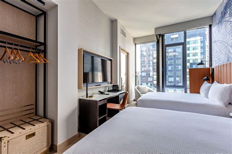 Tempo by Hilton Times Square Standard Guest Room