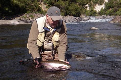 Tongariro River Raft and Fly Fishing | Tongariro River Fishing