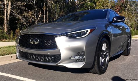 2018 INFINITI QX30 Sport 23