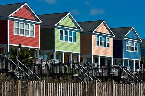 Colorful Beach Houses | South carolina beach houses, Colorful beach ...