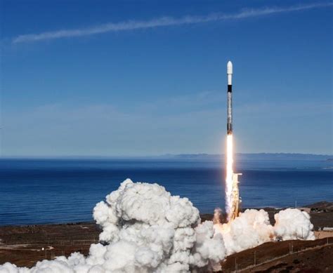 SpaceX launches Falcon 9 rocket for Spaceflight and 64-satellite flock