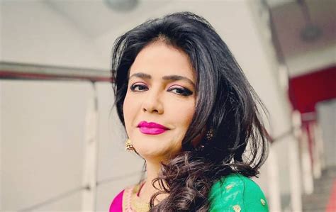 Sweta Singh (Journalist) Wiki, Age, Height, Weight, Measurements ...