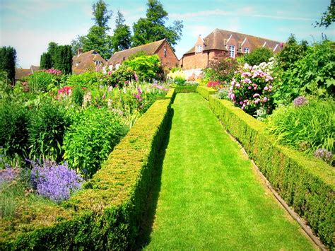 Leeds Castle Garden