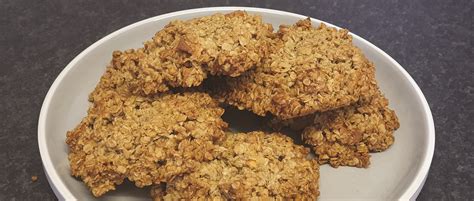 Make your own Anglo Saxon Inspired Oat and Honey Cakes • The Sill