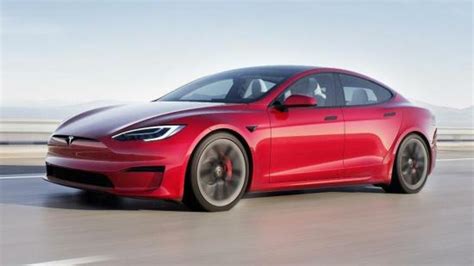 Tesla Model S Plaid specs, 0-60, quarter mile, lap times - FastestLaps.com