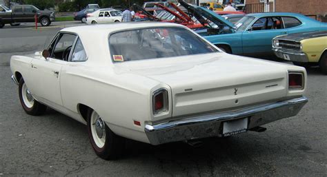 File:1969 Plymouth Road Runner Hemi va-r.jpg - Wikimedia Commons