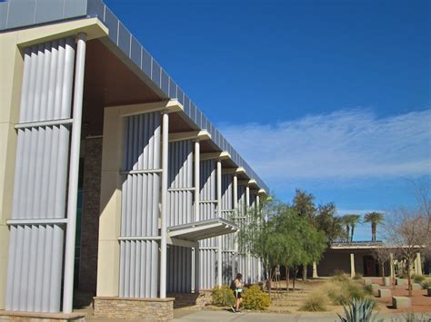 College of the Desert - Modtraveler.net