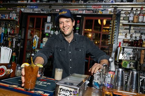 How San Francisco's middle-class dive bar Zeitgeist has survived for 4 decades - TrendRadars