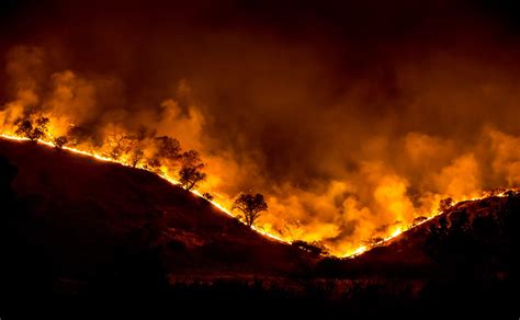 How Does Increasing Wildfire Risk Affect Insurance in California ...