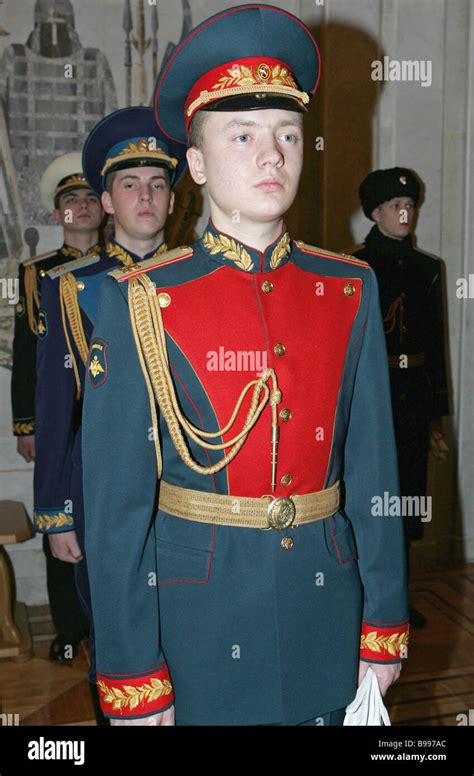 A new Russian military uniform show at the General Staff of the Defense ...