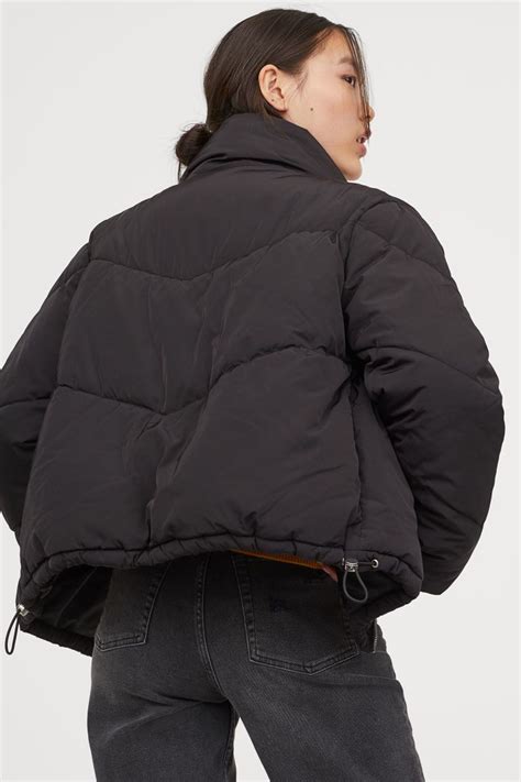 Boxy Puffer Jacket - Black - Ladies | H&M US | Puffer jacket outfit, Puffer jacket black, Puffer ...