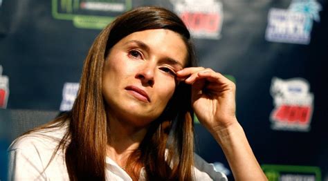 Danica Patrick Announces Retirement | Danica patrick, Patrick, Racing