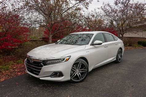 2021 Honda Accord Hybrid Quick Spin: Big, Smooth, Probably Efficient ...