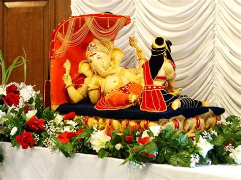 Ganesh Chaturthi Decorations - Ganesha Chaturthi Pandal Decoration