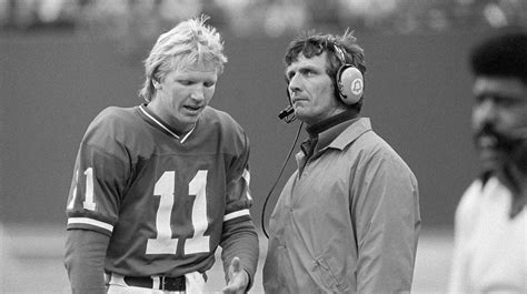 Ray Perkins, former Giants and Alabama head coach, dies at 79 - Newsday