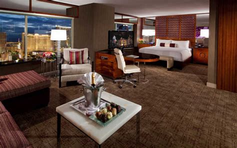 MGM Grand Rooms & Suites | Photos & Info | Las Vegas Hotels