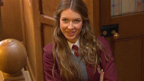 Watch House of Anubis Season 1 Episode 10: House of Cameras & House of ...