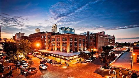 Omaha Old Market District Hotels | Sheraton Omaha Hotel