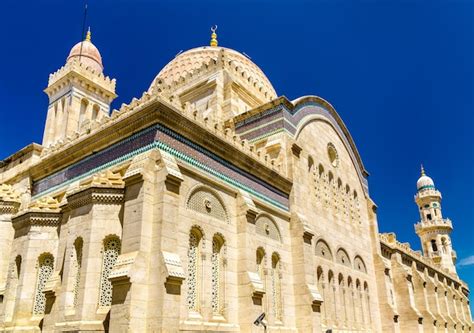 Mosquée Ketchaoua Dans La Casbah D'alger. Patrimoine Mondial De L ...