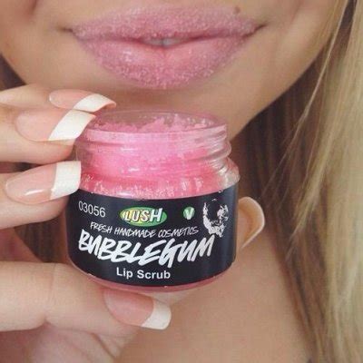 7 Incredible Lips Scrubs That You Can Make ...