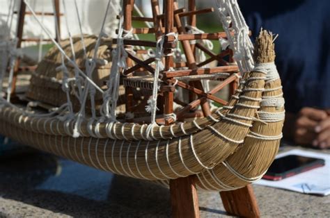 Explorer builds traditional reed boat on Sausalito waterfront