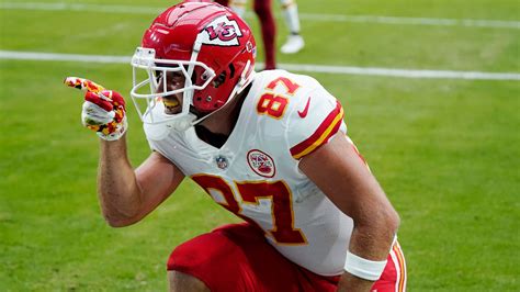 Kelce's touchdown celebration gets Premier League shoutout