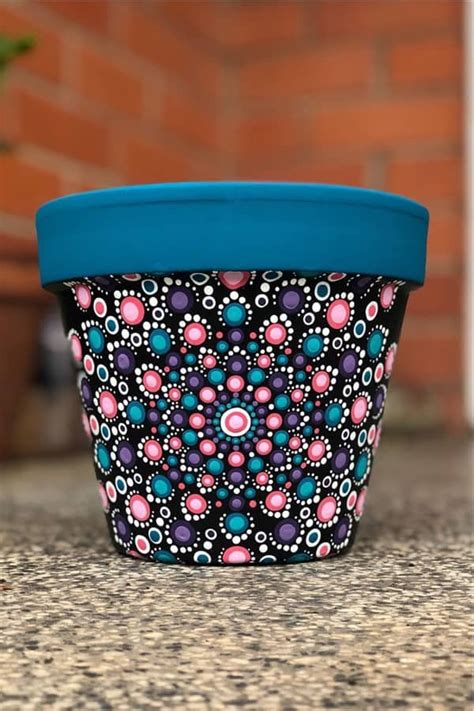 35+ Super Creative Painted Flower Pots For 2021 - Crazy Laura | Painted pots diy, Painted flower ...