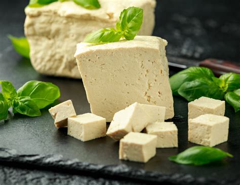 Tofu nutrition: Carbs, Calories, Protein and Health Benefits