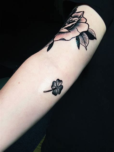 clover tattoo | Tatueringsidéer, Tatuering