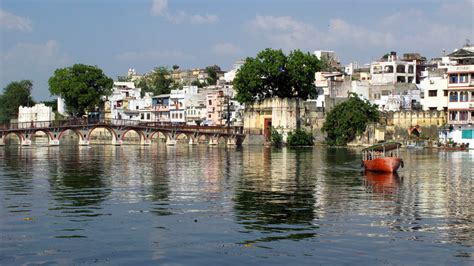 Sunset Boat Cruise on Lake Pichola in Udaipur - Kated