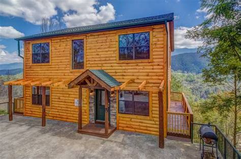 Gatlinburg Cabin - Gatlinburg View Lodge - 8 Bedroom - Sleeps 22