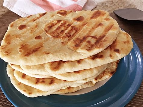 Indian Naan Bread Recipe • Tasty Flatbread! | Club Foody | Club Foody