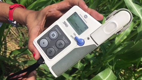 SPAD Meter for chlorophyll measurement - YouTube