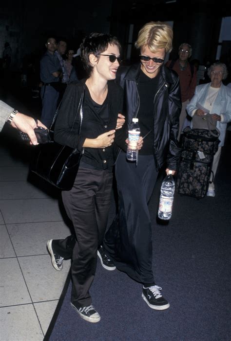 12 Nostalgic ’90s Looks From Winona Ryder – Fashion’s Original Goth ...