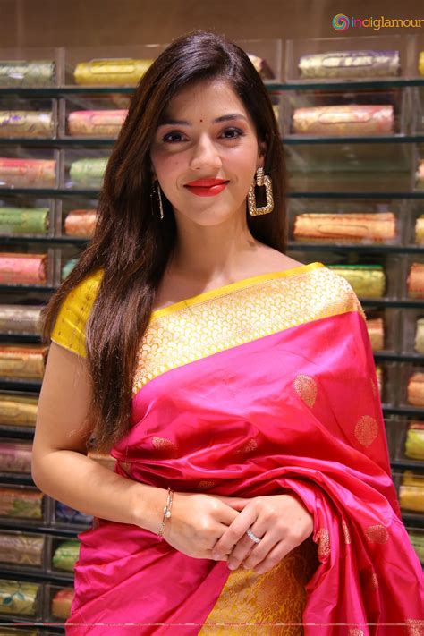 Mehreen Pirzada Actress photos,images,pics and stills - 20191 # 10 ...