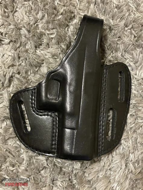 Glock 19 leather holster | Northwest Firearms