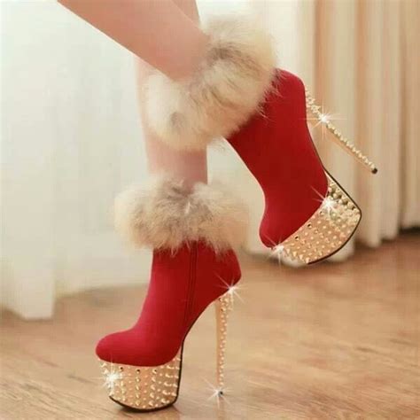 Santa baby, how d'you like my shoes? | Schoen hakken, Laarsjes, Hoge hakken