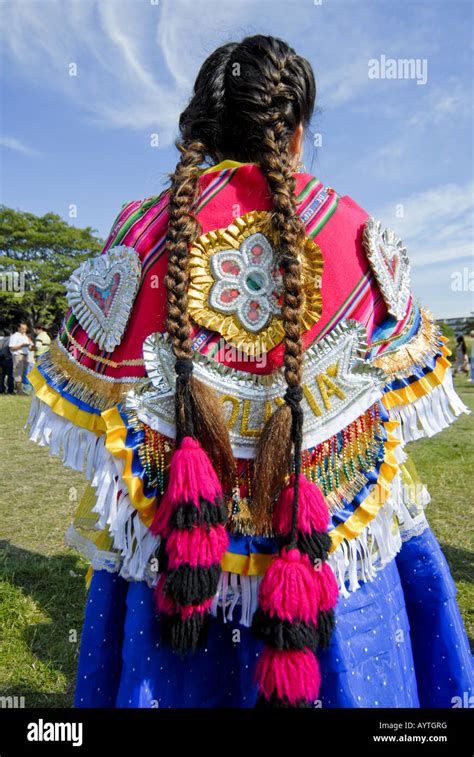 BOLIVIAN GIRL IN TRADITIONAL DRESS,WITH LONG HAIR Stock Photo - Alamy